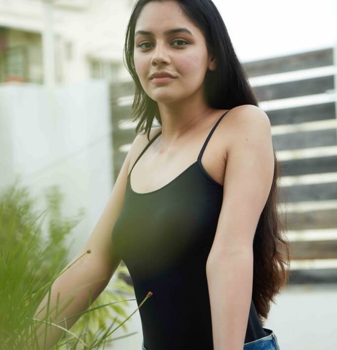 HONEY - Janair Models (15)